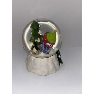 Vtg. VeggieTales‎ "A Very Merry Christmas" snow globe  Snowboardin' Larry